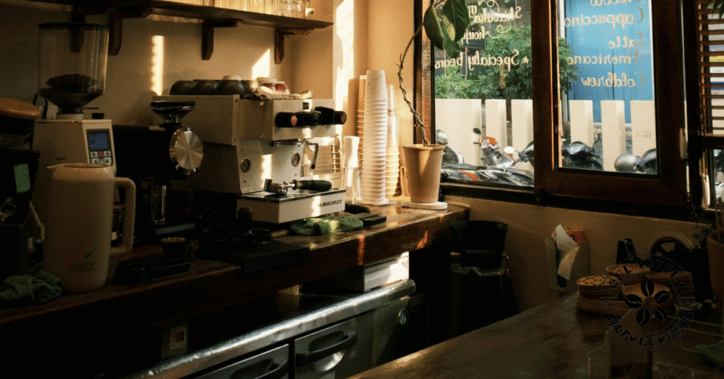 カフェと喫茶店の違いを解説